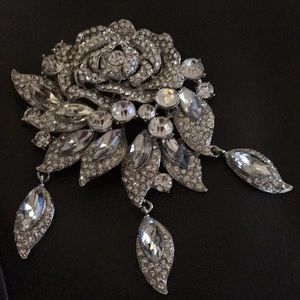 New Large rhinestone Rose 🌹 Brooch